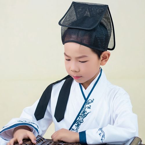 诗歌帽子，是戴在头上的诗，还是诗戴在头上？-图1