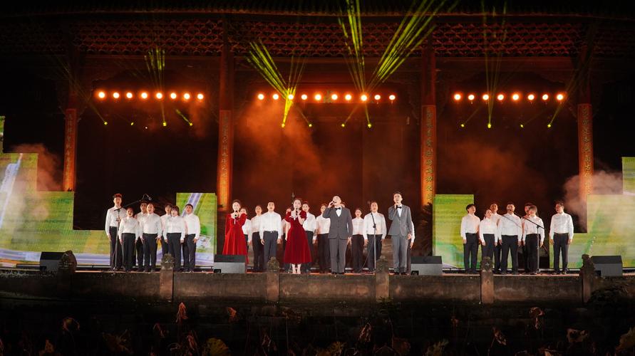 诗歌会,藏着怎样的诗意与故事?-图1 诗歌会,藏着怎样的诗意与故事?-图1