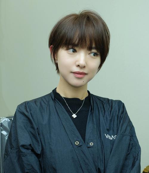 短发诗歌，短发诗歌女神-图3