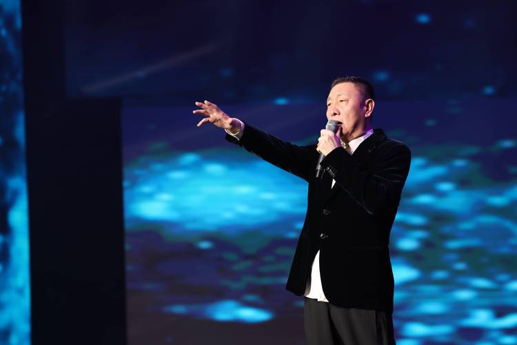 诗歌晚会，如何诗意绽放？-图3