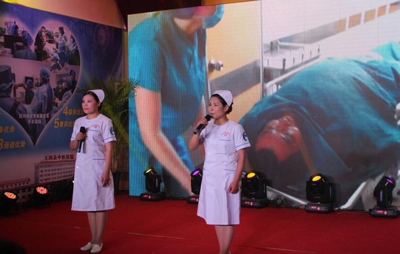 诗歌朗诵护士，心声还是职业？-图1